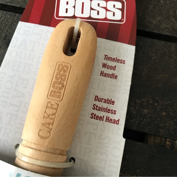 Cake Boss 8in Stainless Steel Icing Spatula - Picture 2 of 10